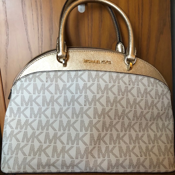 Michael Kors Handbag - Picture 5 of 10